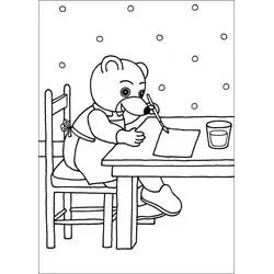 Malvorlage Little Brown Bear schreibt am Tisch