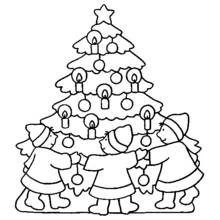 Malvorlage Kinder tanzen um den Weihnachtsbaum