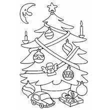 Malvorlage Weihnachtsbaum mit Kugeln und Geschenken geschmückt