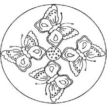 Malvorlage Mandala mit vier Schmetterlingen im Kreis